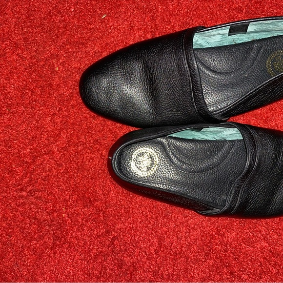 Leather closed back slippers - Picture 3 of 4